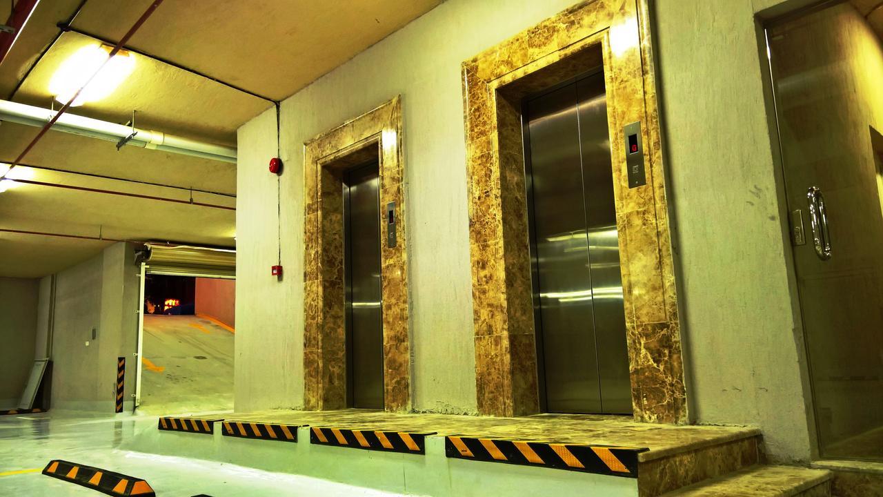 Rozaio Hotel Jeddah Exterior photo