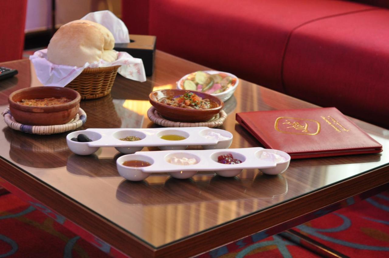 Rozaio Hotel Jeddah Exterior photo