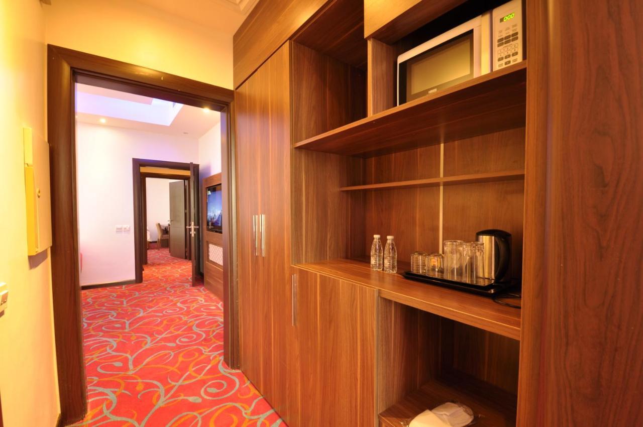 Rozaio Hotel Jeddah Exterior photo